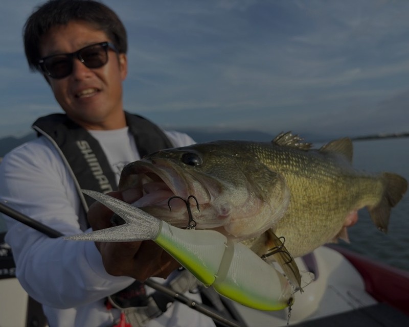 Monsturo”L-TEX”   Flectrick 80XH